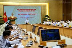 Phó Thủ tướng Thường trực Phạm Gia Túc: Nhận diện, xử lý sớm nguy cơ chậm tiến độ đối với các dự án năng lượng