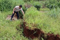 Gia Lai: Kiểm tra, cảnh báo nguy cơ sụt lún đất tại xã Đức Cơ