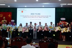 Thuế tỉnh Gia Lai tuyên dương 277 người nộp thuế chấp hành tốt chính sách phát luật thuế
