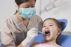 Hướng tới chăm sóc răng miệng toàn diện cho trẻ đặc biệt