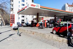 Mỹ xem xét hạn chế xuất khẩu dầu diesel, châu Âu lo ngại