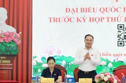 ĐBQH đơn vị bầu cử số 7 tiếp xúc cử tri trước kỳ họp