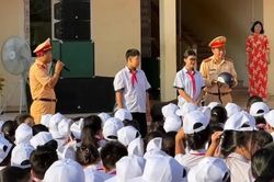 Thanh Hóa: Triển khai đồng loạt các biện pháp bảo vệ học sinh khi tham gia giao thông