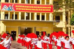Hội người cao tuổi xã Phù Đổng nhiều hoạt động thiết thực, chăm lo cho hội viên