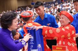 Phó Thủ tướng: Người cao tuổi là nguồn lực quan trọng cho phát triển đất nước
