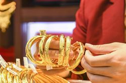 Cuối năm, giá vàng diễn biến theo hướng nào?