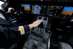 Vụ tấn công Flydubai hé lộ nghịch lý phía sau cửa buồng lái