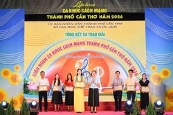Cần Thơ: 49 tập thể, cá nhân xuất sắc được trao thưởng tại Liên hoan Ca khúc cách mạng