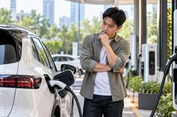 Xe máy điện đua nhau ra mắt, cuộc đua khó nằm ở trạm đổi pin