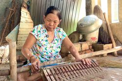 Người cuối cùng giữ hồn chiếu Cẩm Nê