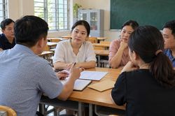 Quỹ phụ huynh và ranh giới của sự tự nguyện