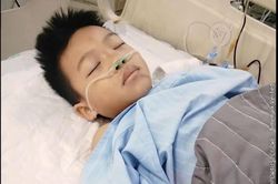 Xin chung tay giúp cậu bé 8 tuổi có cơ hội giữ lại bàn tay