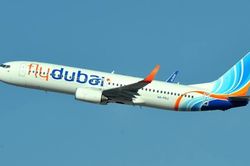 Bí ẩn về người đã hạ cánh máy bay Flydubai sau khi cơ trưởng bị đâm