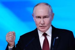 Tổng thống Putin cảnh báo dùng 'mọi vũ khí' nếu bị tấn công, NATO xác nhận Nga đã gửi thông điệp bằng văn bản