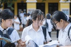 Thi lớp 10 chỉ hai môn có thực sự giảm áp lực?