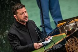 Ukraine lần đầu phóng tên lửa đạn đạo chiến thuật FP-7, hé lộ vũ khí mới đấu với Nga
