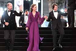 Tom Cruise khen Hoàng tử William khi chọn cưới Kate Middleton