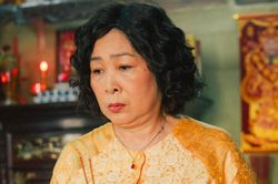 Phim có NSND Hồng Vân hụt hơi tại phòng vé