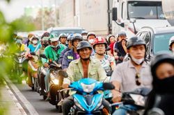 Tiến sĩ chỉ rõ 'nguồn cơn' gây ra tình trạng ùn tắc giao thông