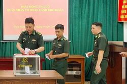 Nghĩa tình đồng đội nơi cột mốc ngã ba biên giới Điện Biên