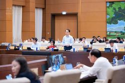 Bảo đảm gắn kết hơn giữa xây dựng và tổ chức thi hành pháp luật