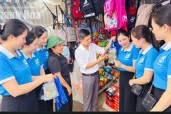 Pù Luông đẩy mạnh các cuộc vận động, phong trào thi đua yêu nước