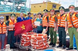 Đồn Biên phòng Xẻo Nhàu đồng hành cùng ngư dân