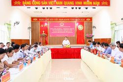 Phó Bí thư Tỉnh ủy, Chủ tịch HĐND tỉnh Lâm Đông làm việc với Thường trực HĐND 3 xã khu vực Khánh Sơn