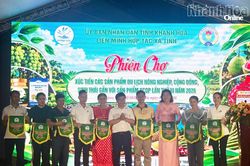 Khai mạc phiên chợ quảng bá sản phẩm OCOP và nông sản đặc trưng