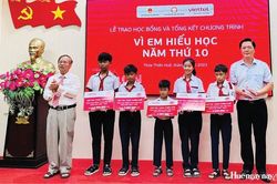 Hành trình 30 năm khuyến học trên đất Huế
