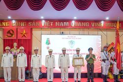 Vững vàng trước hiểm nguy, vì bình yên cuộc sống