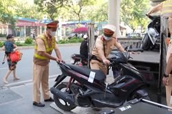 Tai nạn giao th&ocirc;ng giảm trong 9 th&aacute;ng đầu năm