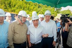 Đẩy nhanh tiến độ, không đánh đổi chất lượng