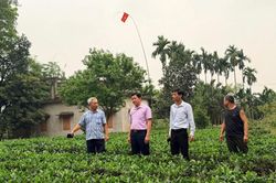 Người có uy tín thì quan trọng nhất là phải gần dân