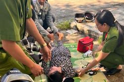 Người phụ nữ bất ngờ ngất xỉu khi thăm con đang bị tạm giam