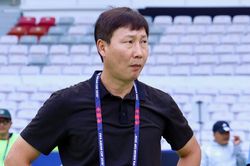 Trực tiếp họp báo Việt Nam vs Pakistan: HLV Kim Sang-sik thoát hiểm