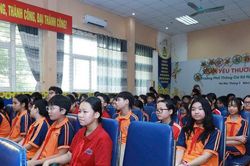 Khơi dậy lòng tự hào dân tộc cho thế hệ trẻ phường Vĩnh Tuy