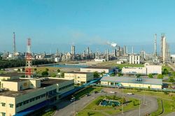 Nghi Sơn chủ động nguồn dầu, duy trì công suất cao