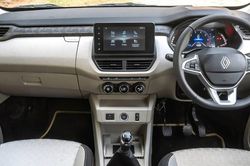 MPV 7 chỗ giá 157 triệu đồng ngang cỡ Mitsubishi Xpander đẹp long lanh, nâng cấp trang bị và tiện nghi, rẻ hơn Hyundai Grand i10