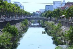 Ngầm hóa kênh Bắc sau trận mưa lịch sử ở đô thị Vinh?