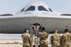 B-21 Raider ra đời: Vì sao Mỹ cần một oanh tạc cơ tàng hình mới?