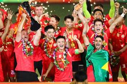 Quang Hải nói gì khi CAHN lần đầu dự AFC Champions League Elite?