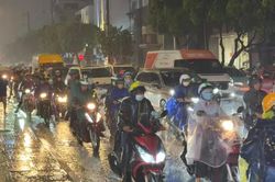 Nam bộ gia tăng mưa những ng&agrave;y tới