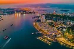 Quảng Ninh dẫn đầu cả nước về tăng trưởng GRDP