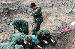 Quy tập thêm 8 hài cốt liệt sĩ ở công viên Lê Thị Riêng