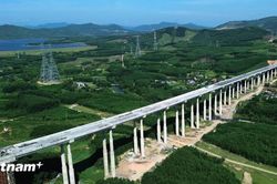 Tốc độ tăng trưởng GDP chín tháng năm 2026 ước đạt 9,01% so với cùng kỳ