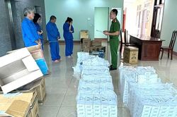 Cất giấu thứ không ngờ tại nhà, 4 người trong một gia đình bị khởi tố