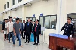 Khai trương cặp cửa khẩu quốc tế đường bộ Khánh Bình - Chrey Thom
