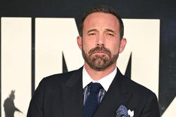 Ben Affleck cập nhật chuyện tình cảm sau khi chia tay Jennifer Lopez