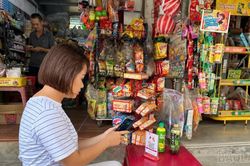 Giao dịch số dần trở thành thói quen của người dân Lào Cai